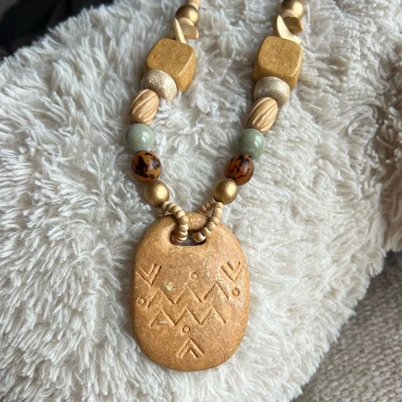 Vintage Tribal Necklace - Picture 3 of 5
